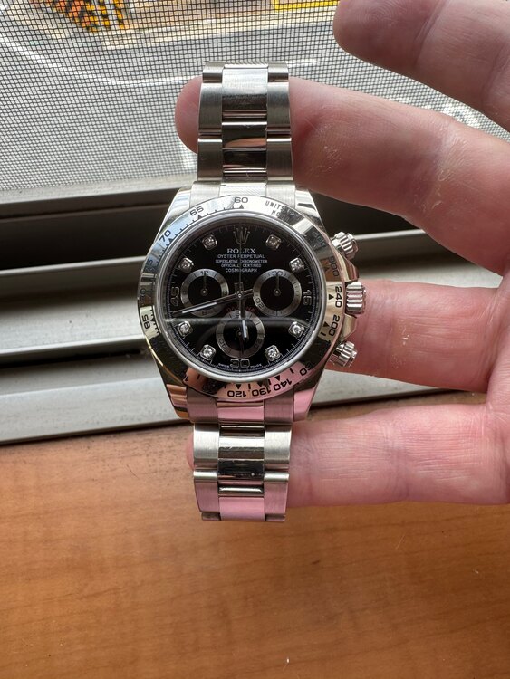 ロレックス デイトナ 116509（高級時計）の商品画像 - 査定依頼日：2025年5月4日 - 最高査定価格：4,850,000円
