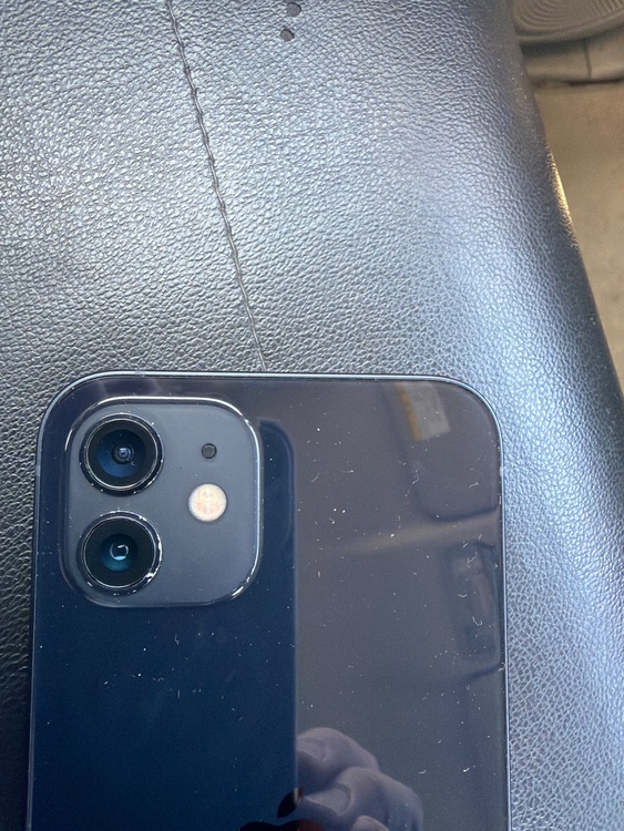 iPhone 12 128GB SIMフリー（スマホ）の商品画像 - 査定依頼日：2026年3月20日 - 最高査定価格：27,000円