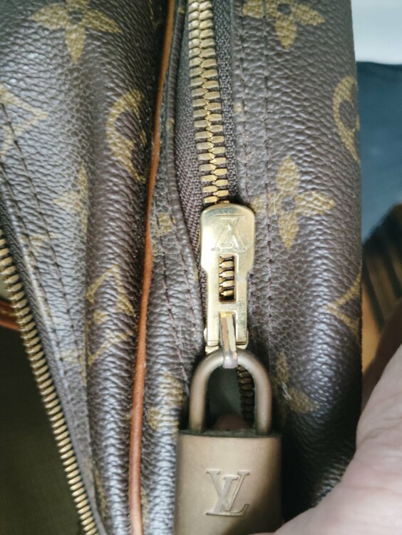 ルイヴィトン モノグラム （ブランドバッグ）の商品画像 - 査定依頼日：2026年4月19日 - 最高査定価格：60,000円