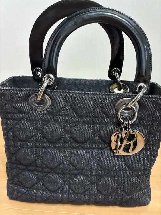 ディオール  （ブランドバッグ）の商品画像 - 査定依頼日：2025年12月2日 - 最高査定価格：150,000円