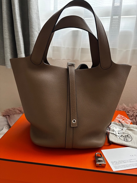 ピコタンロックMM（ブランドバッグ）の商品画像 - 査定依頼日：2025年12月17日 - 最高査定価格：560,000円