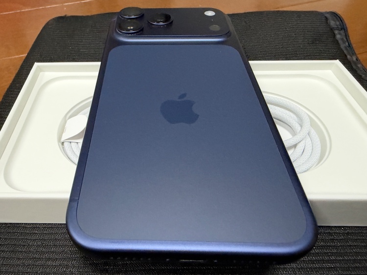 A3525（スマホ）の商品画像 - 査定依頼日：2026年9月19日 - 最高査定価格：167,000円
