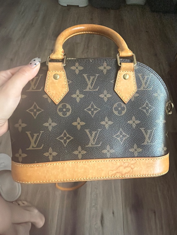 ルイヴィトン アルマ（ブランドバッグ）の商品画像 - 査定依頼日：2026年9月22日 - 最高査定価格：140,000円