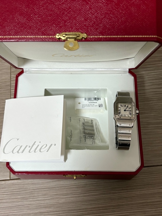 カルティエ サントス W20056D（高級時計）の商品画像 - 査定依頼日：2025年6月24日 - 最高査定価格：420,000円