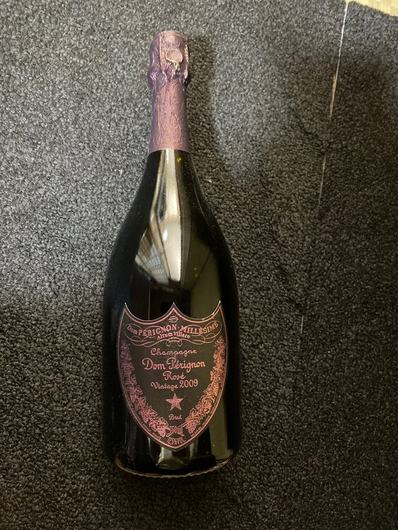 ロゼ（お酒）の商品画像 - 査定依頼日：2025年1月22日 - 最高査定価格：28,000円