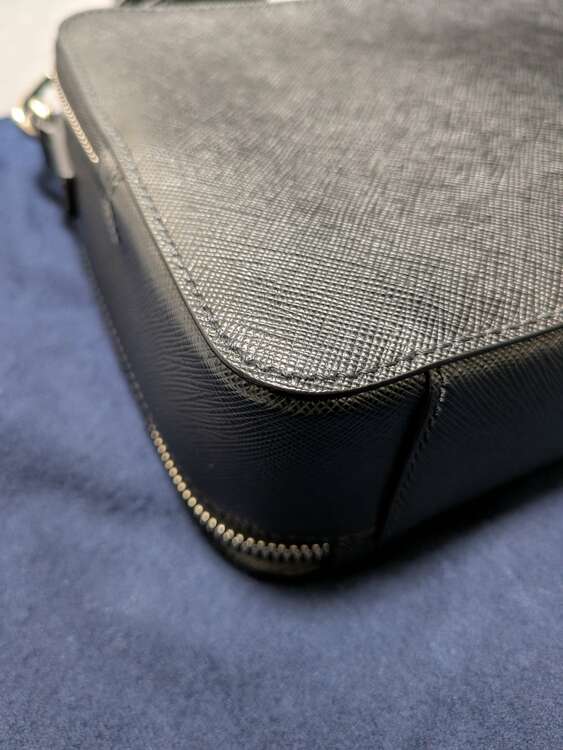 プラダショルダーバック（ブランドバッグ）の商品画像 - 査定依頼日：2025年3月11日 - 最高査定価格：180,000円