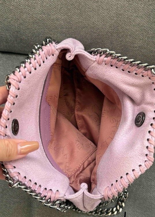 ファラベラ（ブランドバッグ）の商品画像 - 査定依頼日：2025年8月21日 - 最高査定価格：10,000円