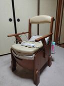 安寿家具調トイレAR-SA1ライト(シャワピタ)ノーマル（介護用品）の商品画像 - 査定依頼日：2025年6月23日 - 最高査定価格：500円