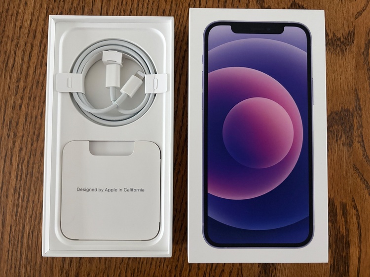 iPhone iPhone 12 64GB SIMフリー（スマホ）の商品画像 - 査定依頼日：2026年6月28日 - 最高査定価格：10,000円