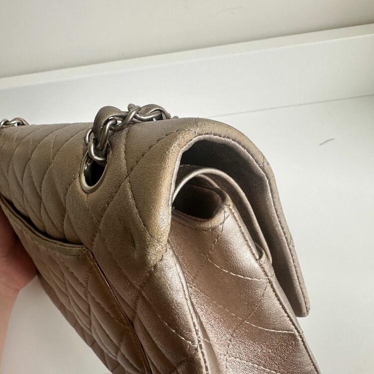 マトラッセ（ブランドバッグ）の商品画像 - 査定依頼日：2025年8月28日 - 最高査定価格：700,000円