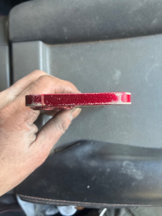 iPhone 13 128GB SIMフリー（スマホ）の商品画像 - 査定依頼日：2026年1月11日 - 最高査定価格：33,000円