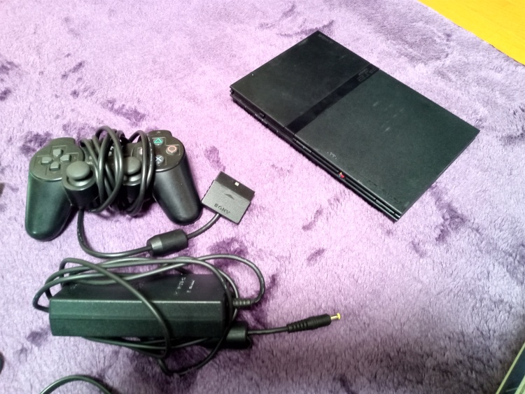 PS2（ゲーム機本体・ゲームソフト）の商品画像 - 査定依頼日：2021年11月9日 - 最高査定価格：1,500円