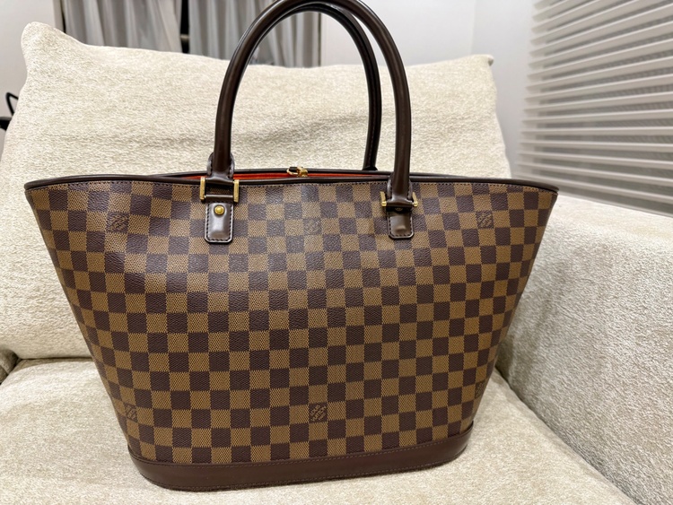 ダミエ　マノスク（ブランドバッグ）の商品画像 - 査定依頼日：2026年4月27日 - 最高査定価格：80,000円