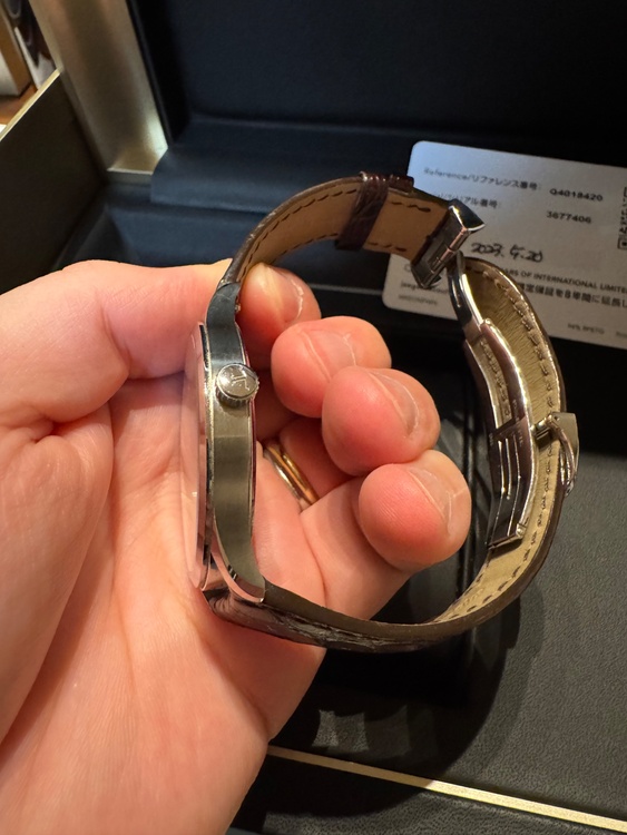 ジャガー・ルクル マスター Q041842（高級時計）の商品画像 - 査定依頼日：2026年3月15日 - 最高査定価格：770,000円