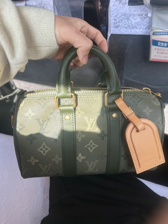 キーポル・バンドリエール 25　M26930（ブランドバッグ）の商品画像 - 査定依頼日：2025年12月11日 - 最高査定価格：350,000円