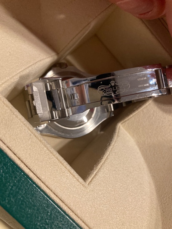 ロレックス ヨットマスター 11662（高級時計）の商品画像 - 査定依頼日：2025年6月3日 - 最高査定価格：1,800,000円