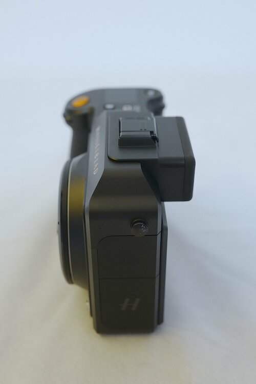 Hasselblad X2D 100C（カメラ）の商品画像 - 査定依頼日：2026年8月6日 - 最高査定価格：520,000円