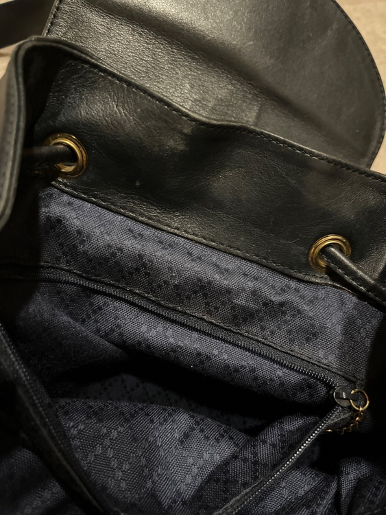 グッチ  （ブランドバッグ）の商品画像 - 査定依頼日：2025年10月16日 - 最高査定価格：40,000円