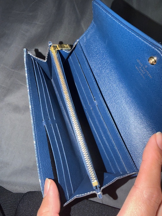 ルイヴィトン ポルトフォイユサラ モノグラムジャガードデニム 長財布 マリーヌ（ブランド財布・小物）の商品画像 - 査定依頼日：2026年3月4日 - 最高査定価格：50,000円