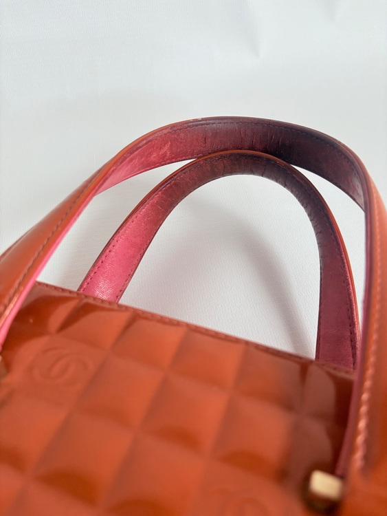 チョコバートートバッグ（ブランドバッグ）の商品画像 - 査定依頼日：2025年7月14日 - 最高査定価格：317,000円