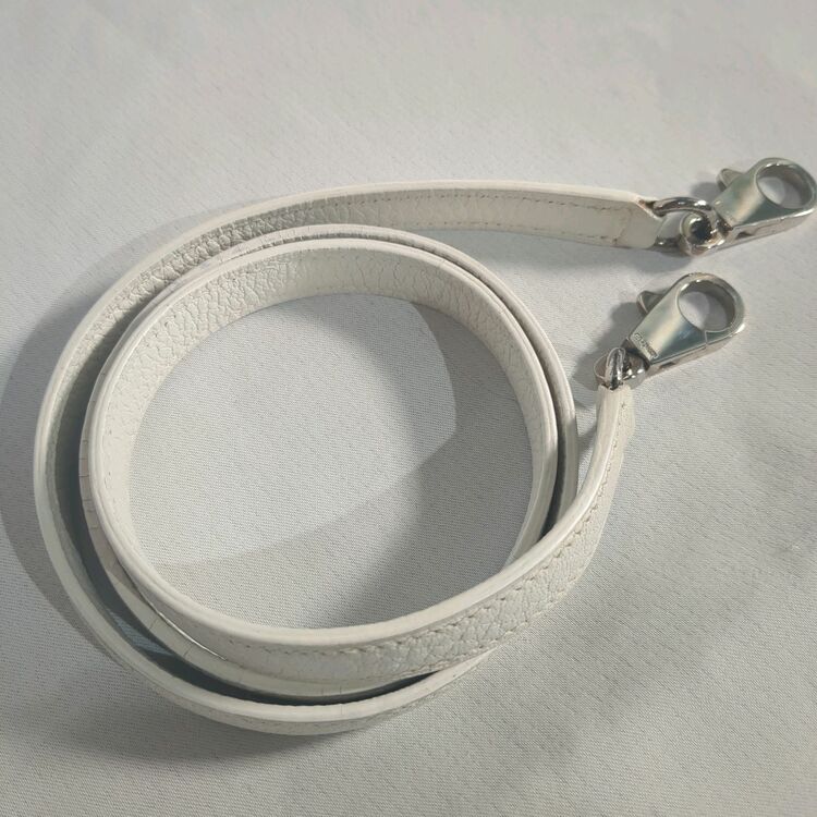 ボリード　35 ホワイト系　トリヨンクレマンス（ブランドバッグ）の商品画像 - 査定依頼日：2025年11月19日 - 最高査定価格：250,000円