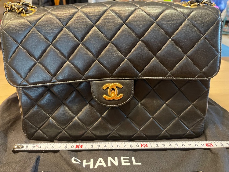 CHANELマトラッセダブルフラップラムスキン（ブランドバッグ）の商品画像 - 査定依頼日：2026年4月28日 - 最高査定価格：420,000円