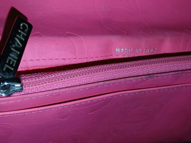 シャネルカンボンライン二つ折財布A26717（ブランド財布・小物）の商品画像 - 査定依頼日：2026年4月2日 - 最高査定価格：40,000円