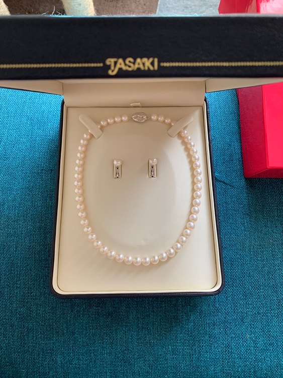 アコヤ真珠のネックレスN 散珠ペアSP（宝石）の商品画像 - 査定依頼日：2022年10月16日 - 最高査定価格：35,000円