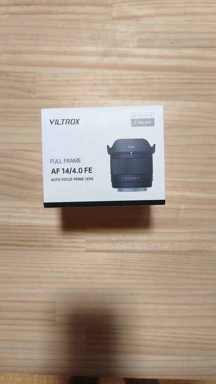 VILTROX AF14mmF4 Eマウント単焦点レンズ（カメラ）の商品画像 - 査定依頼日：2026年9月15日 - 最高査定価格：14,500円