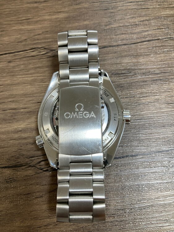 オメガ シーマスター OMEGA232.30.46.21.01.00（高級時計）の商品画像 - 査定依頼日：2024年12月18日 - 最高査定価格：450,000円