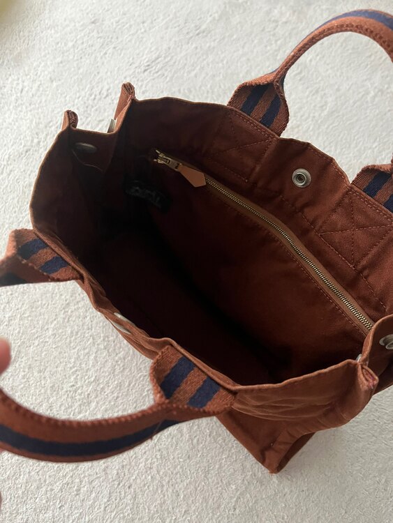 フールトゥ（ブランドバッグ）の商品画像 - 査定依頼日：2025年3月31日