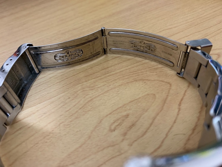 ロレックス エクスプローラー 11427（高級時計）の商品画像 - 査定依頼日：2025年6月21日 - 最高査定価格：830,000円