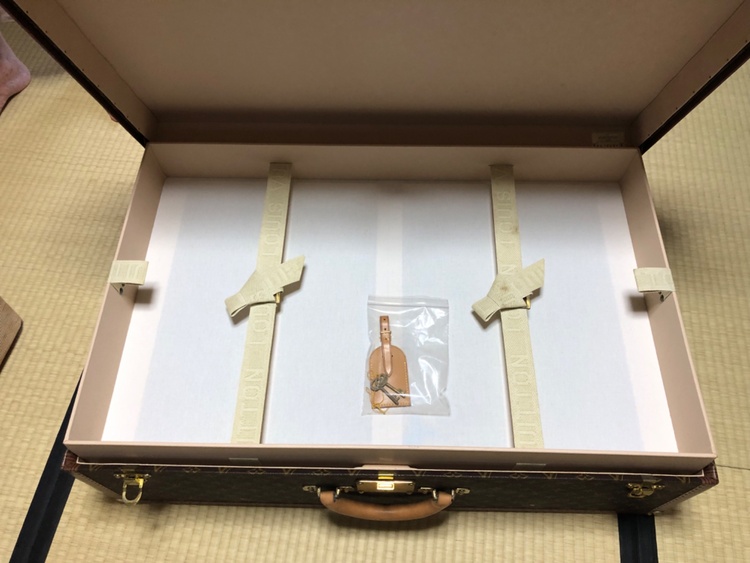 トランク（ブランドバッグ）の商品画像 - 査定依頼日：2026年8月19日 - 最高査定価格：400,000円