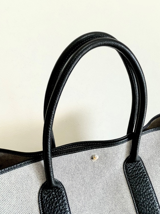 ガーデンパーティGM（ブランドバッグ）の商品画像 - 査定依頼日：2022年7月9日 - 最高査定価格：80,000円