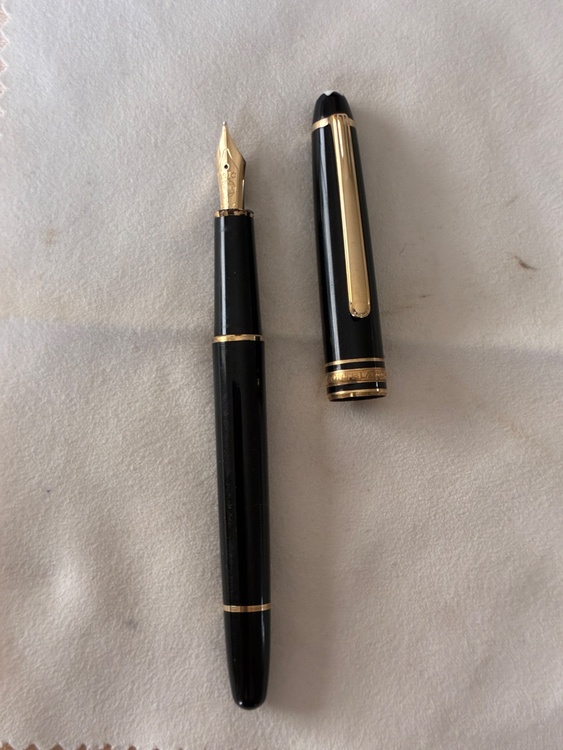 モンブラン（MONTBLANC）マイスターシュテュック（Meisterstück) #144（クラシック / Classique）（ブランド財布・小物）の商品画像 - 査定依頼日：2026年10月20日 - 最高査定価格：100,000円