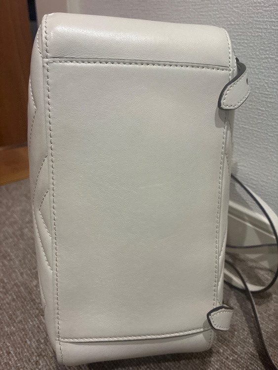 GUCCI バックパック リュックサック GGマーモント （ブランドバッグ）の商品画像 - 査定依頼日：2026年4月10日 - 最高査定価格：80,000円