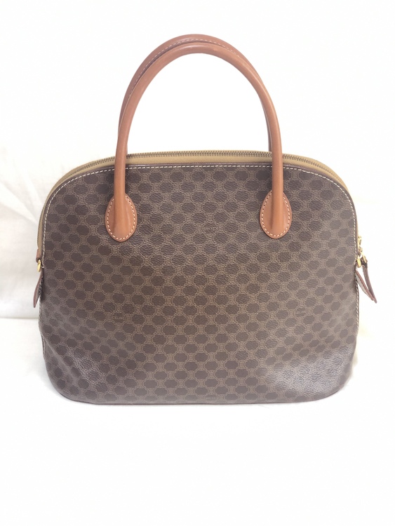 マカダムハンドバッグ（ブランドバッグ）の商品画像 - 査定依頼日：2021年9月1日 - 最高査定価格：35,000円