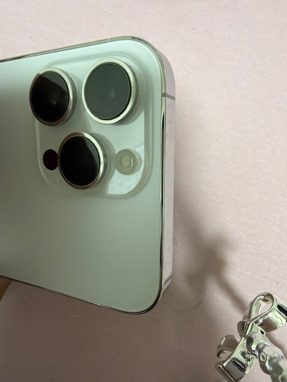 iPhone（スマホ）の商品画像 - 査定依頼日：2025年9月25日 - 最高査定価格：96,000円