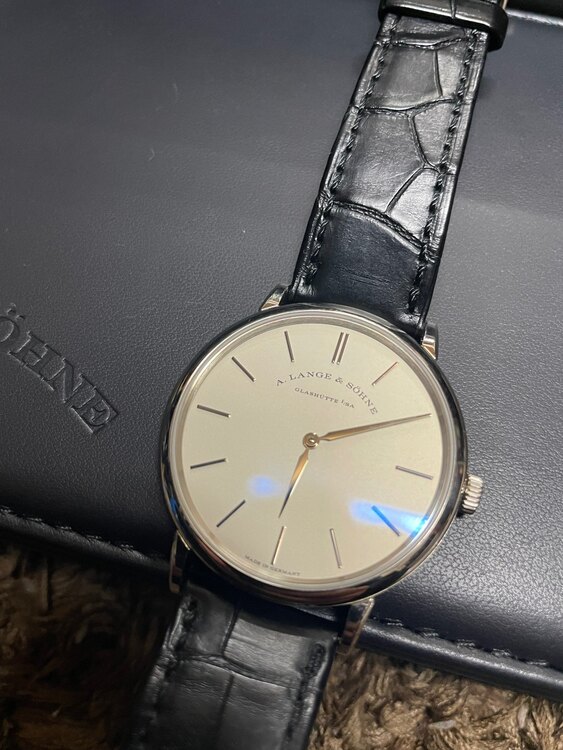 ランゲ＆ゾーネ サクソニア 201.02（高級時計）の商品画像 - 査定依頼日：2025年1月13日 - 最高査定価格：1,800,000円