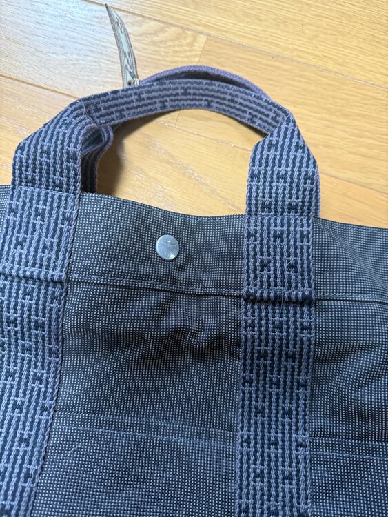 エルメス  バッグ（ブランドバッグ）の商品画像 - 査定依頼日：2025年3月3日 - 最高査定価格：15,000円