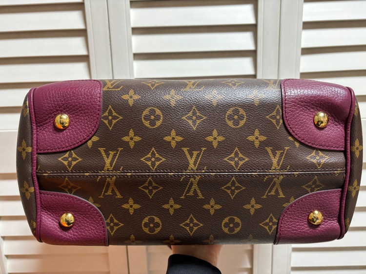 エストレーラMM （ブランドバッグ）の商品画像 - 査定依頼日：2026年3月24日 - 最高査定価格：90,000円