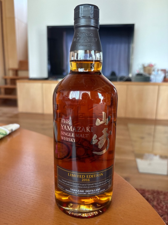 ウイスキー サントリー山崎 （お酒）の商品画像 - 査定依頼日：2026年4月12日 - 最高査定価格：50,000円