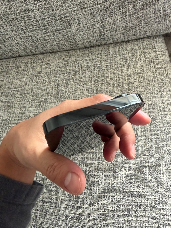 iPhone iPhone 14 Pro 256GB au（スマホ）の商品画像 - 査定依頼日：2026年8月27日 - 最高査定価格：74,000円