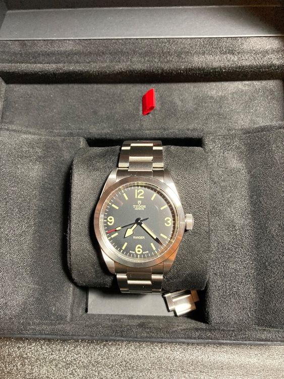 チューダー その他 （高級時計）の商品画像 - 査定依頼日：2026年3月11日 - 最高査定価格：350,000円