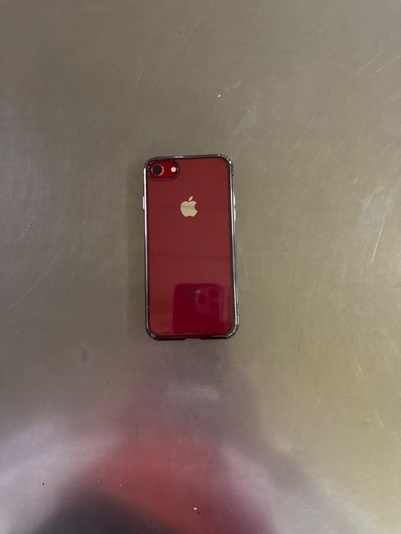 iPhone8 64GB docomo（スマホ）の商品画像 - 査定依頼日：2026年5月18日 - 最高査定価格：6,000円