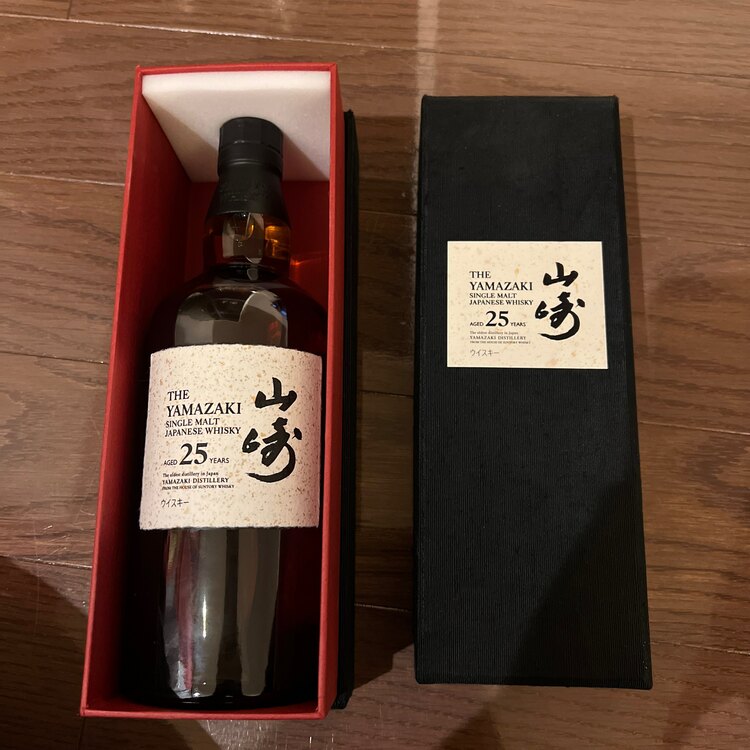 ウイスキー サントリー山崎 （お酒）の商品画像 - 査定依頼日：2025年1月29日 - 最高査定価格：1,000,000円