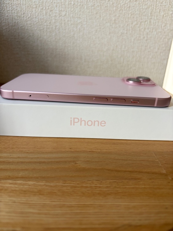 iPhone 15 128GB SIMフリー（スマホ）の商品画像 - 査定依頼日：2026年2月25日 - 最高査定価格：63,000円