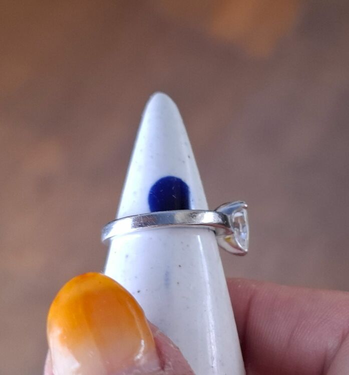 ダイヤモンドリング（金・貴金属）の商品画像 - 査定依頼日：2025年6月30日 - 最高査定価格：255,000円