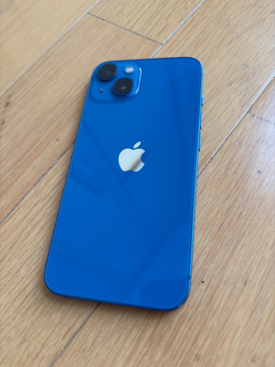 iPhone 13 128GB Softbank（スマホ）の商品画像 - 査定依頼日：2026年5月4日 - 最高査定価格：40,000円
