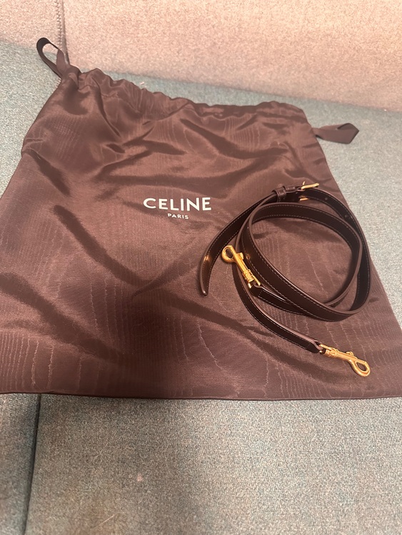 セリーヌ  （ブランドバッグ）の商品画像 - 査定依頼日：2025年8月12日 - 最高査定価格：200,000円